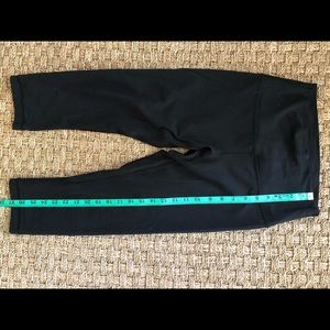 Lululemon Align cropped leggings- size 6
